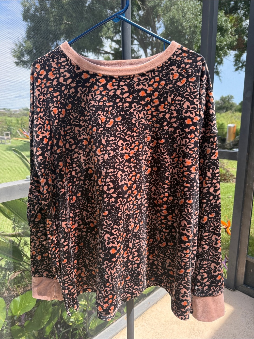 Cuddl Duds Plush velour Black Sweatshirt with Dusty Pink Floral Print